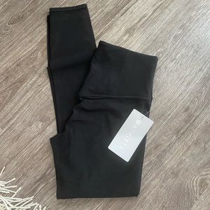 NWT Athleta black 7/8 leggings